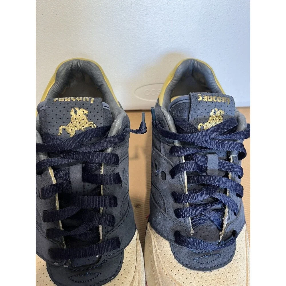 Saucony x Politics collab Courageous 